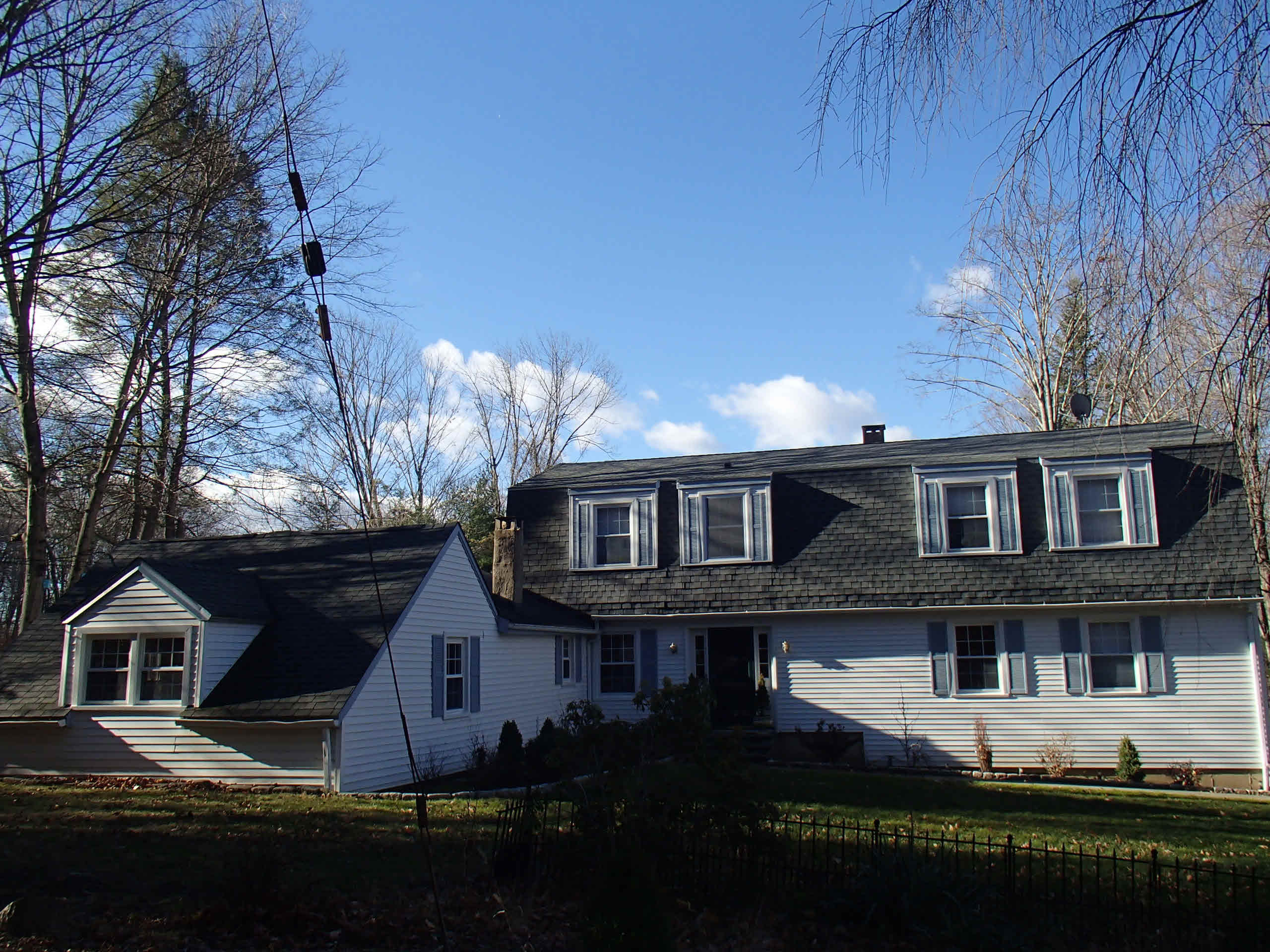 Building photograph for 2 ANDERSON LN